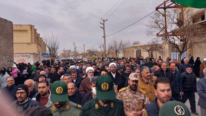 تصاویر / تشییع پیکر شهید محمود عباسی از شهدای امنیت