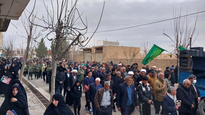 تصاویر / تشییع پیکر شهید محمود عباسی از شهدای امنیت