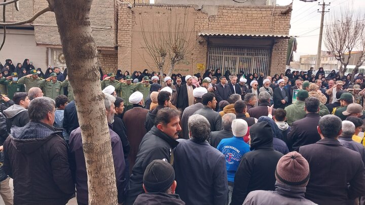 تصاویر / تشییع پیکر شهید محمود عباسی از شهدای امنیت