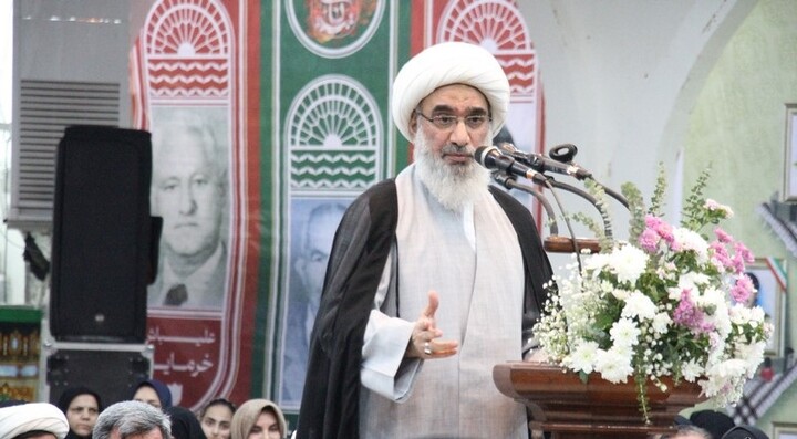 تصاویر/ مراسم بزرگداشت روز ستایشگری (بوشهر حسینیه مقاومت) در بوشهر