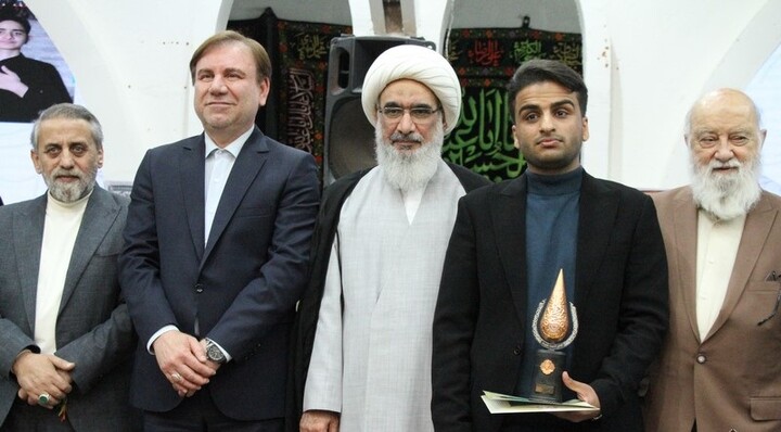 تصاویر/ مراسم بزرگداشت روز ستایشگری (بوشهر حسینیه مقاومت) در بوشهر