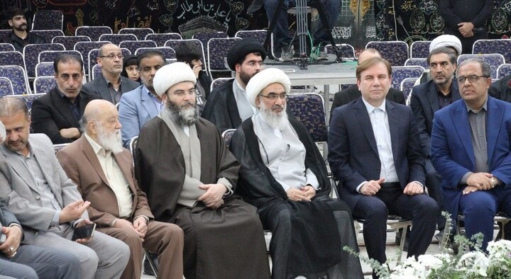 تصاویر/ مراسم بزرگداشت روز ستایشگری (بوشهر حسینیه مقاومت) در بوشهر