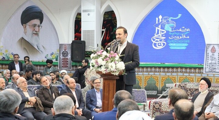 تصاویر/ مراسم بزرگداشت روز ستایشگری (بوشهر حسینیه مقاومت) در بوشهر