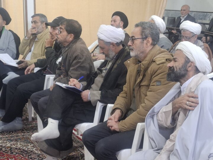 مراسم درس اخلاق و بینش سیاسی پیرامون اغتشاشات اخیر در کاشان