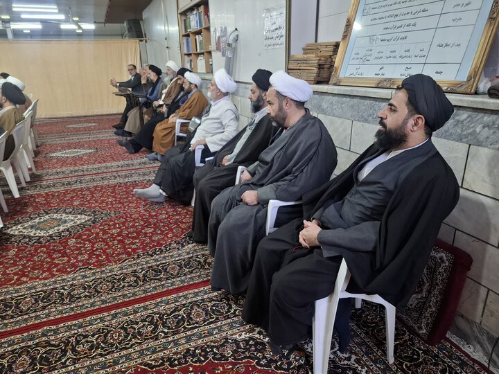 مراسم درس اخلاق و بینش سیاسی پیرامون اغتشاشات اخیر در کاشان