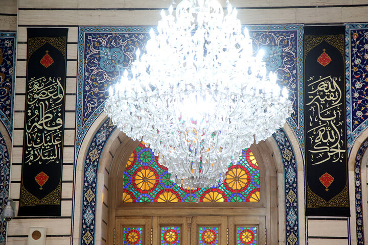 العتبة المعصومية تكتسي بالسواد عشية ذكرى استشهاد الإمام الكاظم (عليه السلام)