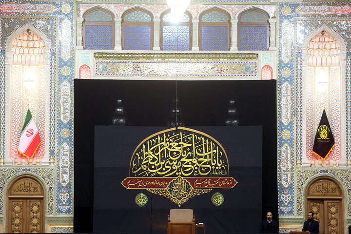 العتبة المعصومية تكتسي بالسواد عشية ذكرى استشهاد الإمام الكاظم (عليه السلام)