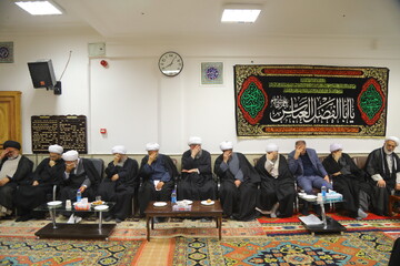 تصاویر / مراسم عزاداری شب شهادت امام موسی کاظم (ع) در دفتر آیت الله العظمی جوادی آملی