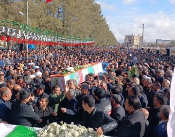فیلم| رجزخوانی زنان کوهدشتی برای دشمنان انقلاب