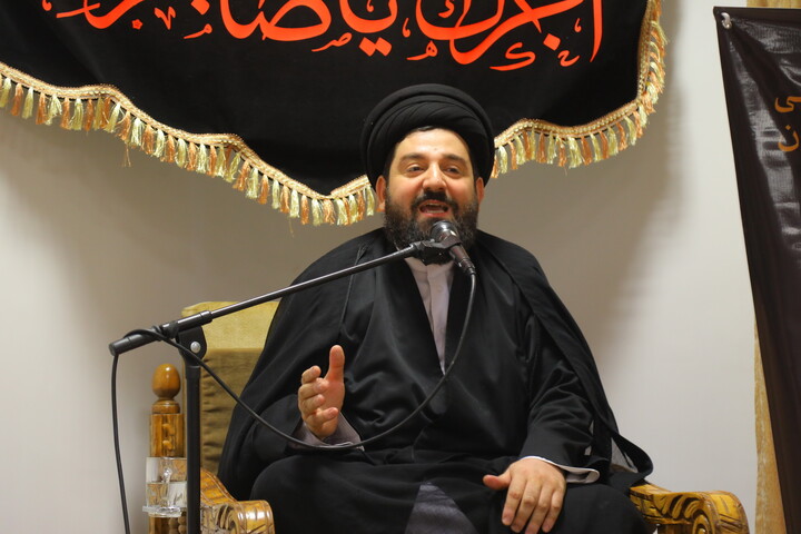 تصاویر / مراسم عزاداری شب شهادت امام موسی کاظم (ع) در دفتر آیت الله العظمی جوادی آملی