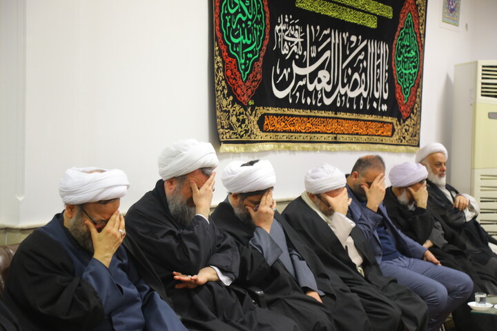 تصاویر / مراسم عزاداری شب شهادت امام موسی کاظم (ع) در دفتر آیت الله العظمی جوادی آملی