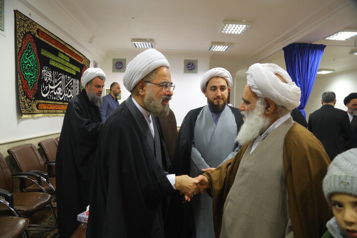 تصاویر / مراسم عزاداری شب شهادت امام موسی کاظم (ع) در دفتر آیت الله العظمی جوادی آملی