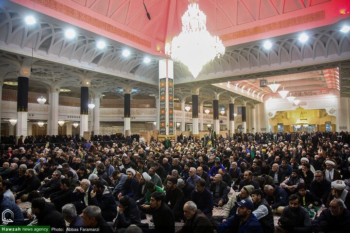 أجواء العتبة المعصومية في ليلة شهادة الإمام موسى الكاظم (عليه السلام)