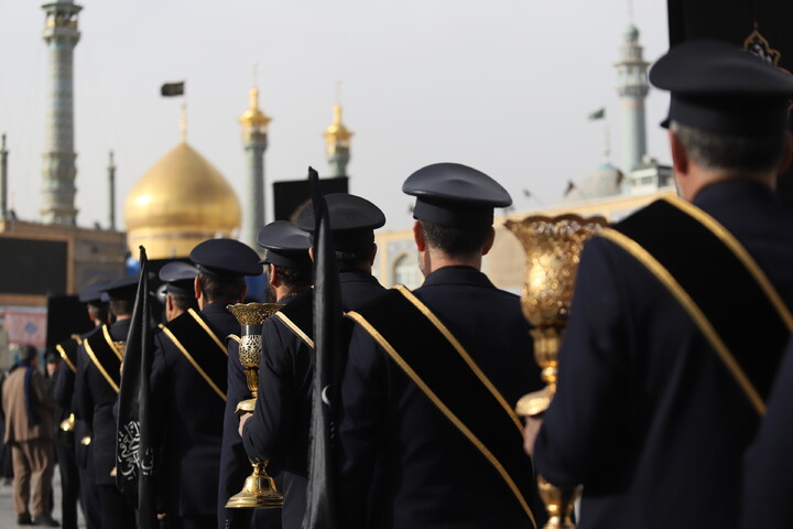 دستهٔ عزاداری خادمین و زائرین