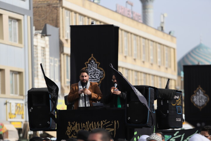 دستهٔ عزاداری خادمین و زائرین