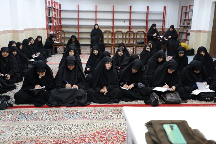 تصاویر/ برگزاری جلسه ماهانه حجت‌الاسلام شعبان‌زاده