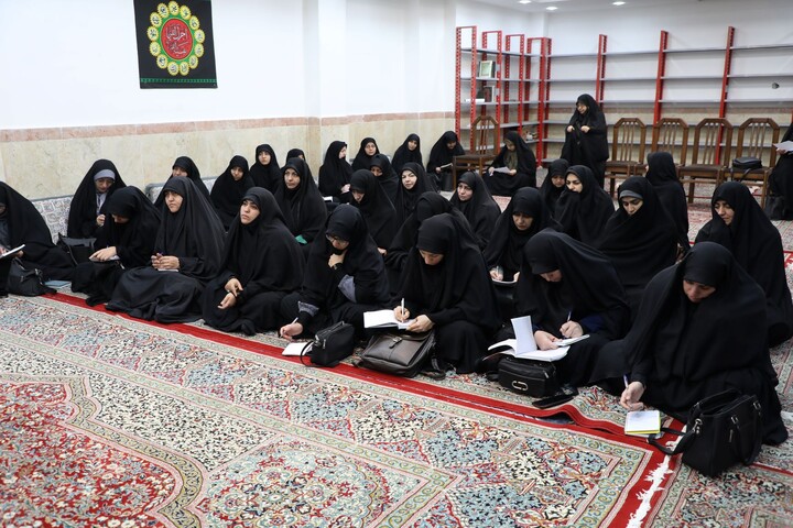 تصاویر/ برگزاری جلسه ماهانه حجت‌الاسلام شعبان‌زاده