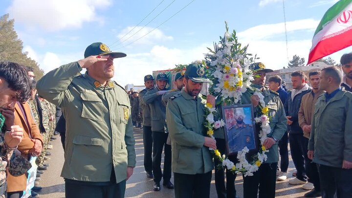 تصاویر/تشییع پیکر شهید مدافع امنیت در کوهدشت