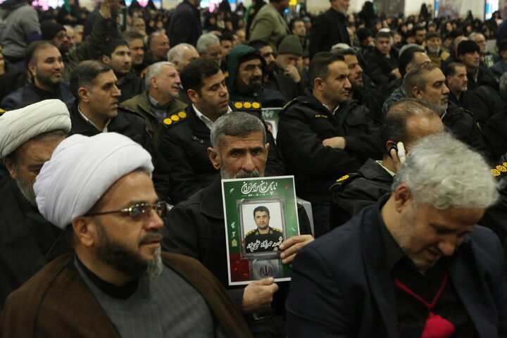 تصاویر / مراسم بزرگداشت شهدای مدافع امنیت اغتشاشات اخیر اصفهان