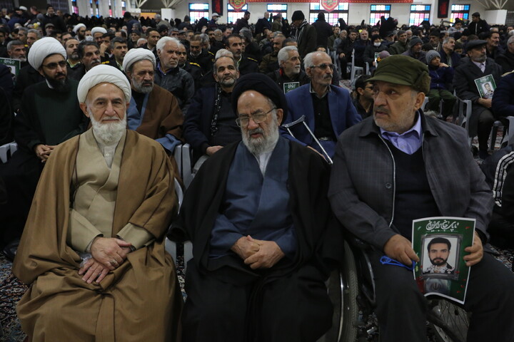 تصاویر / مراسم بزرگداشت شهدای مدافع امنیت اغتشاشات اخیر اصفهان