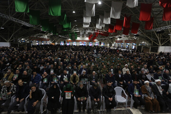 تصاویر / مراسم بزرگداشت شهدای مدافع امنیت اغتشاشات اخیر اصفهان