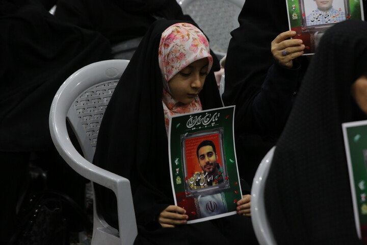 تصاویر / مراسم بزرگداشت شهدای مدافع امنیت اغتشاشات اخیر اصفهان