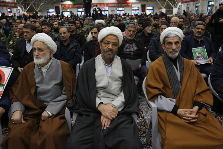 تصاویر / مراسم بزرگداشت شهدای مدافع امنیت اغتشاشات اخیر اصفهان