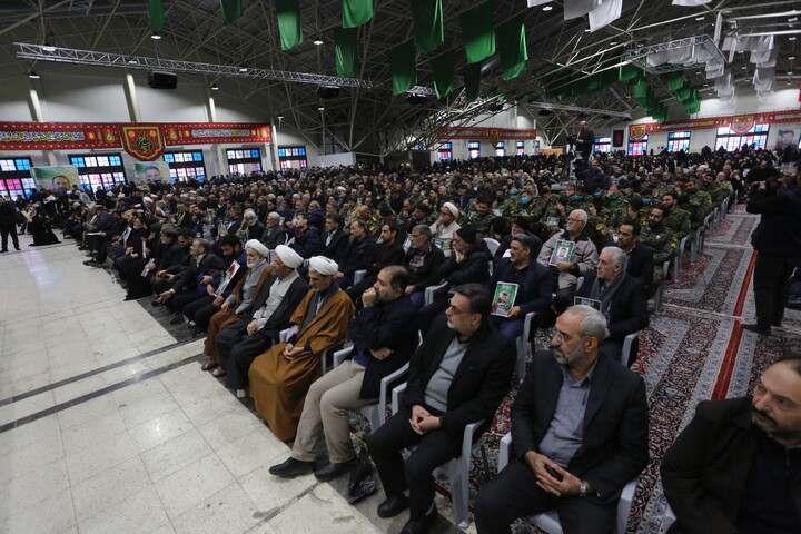 تصاویر / مراسم بزرگداشت شهدای مدافع امنیت اغتشاشات اخیر اصفهان