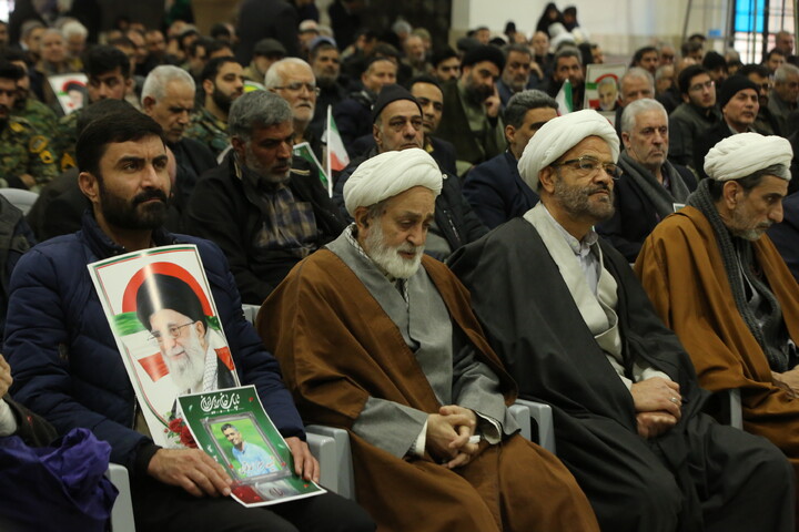 تصاویر / مراسم بزرگداشت شهدای مدافع امنیت اغتشاشات اخیر اصفهان