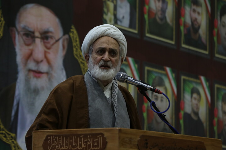 تصاویر / مراسم بزرگداشت شهدای مدافع امنیت اغتشاشات اخیر اصفهان