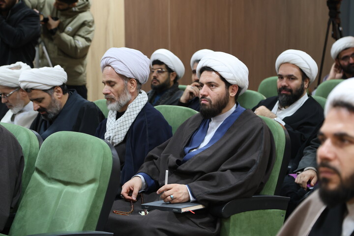 تصاویر / برگزاری دوره آموزشی اساتید و متولیان حوزه مراکز اسلام ناب در همدان