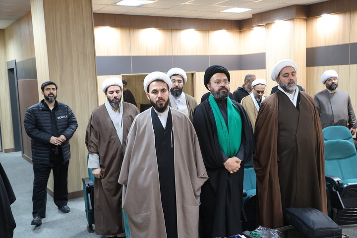 تصاویر / برگزاری دوره آموزشی اساتید و متولیان حوزه مراکز اسلام ناب در همدان