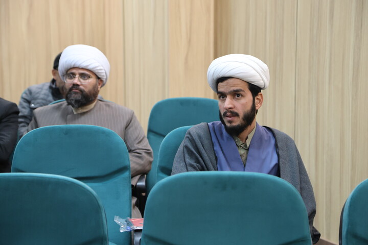 تصاویر / برگزاری دوره آموزشی اساتید و متولیان حوزه مراکز اسلام ناب در همدان