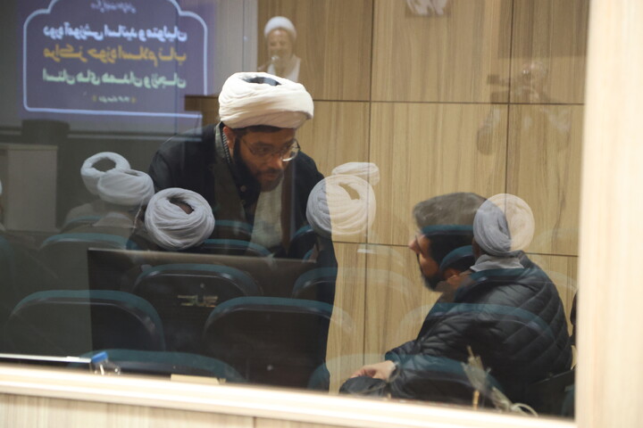 تصاویر / برگزاری دوره آموزشی اساتید و متولیان حوزه مراکز اسلام ناب در همدان