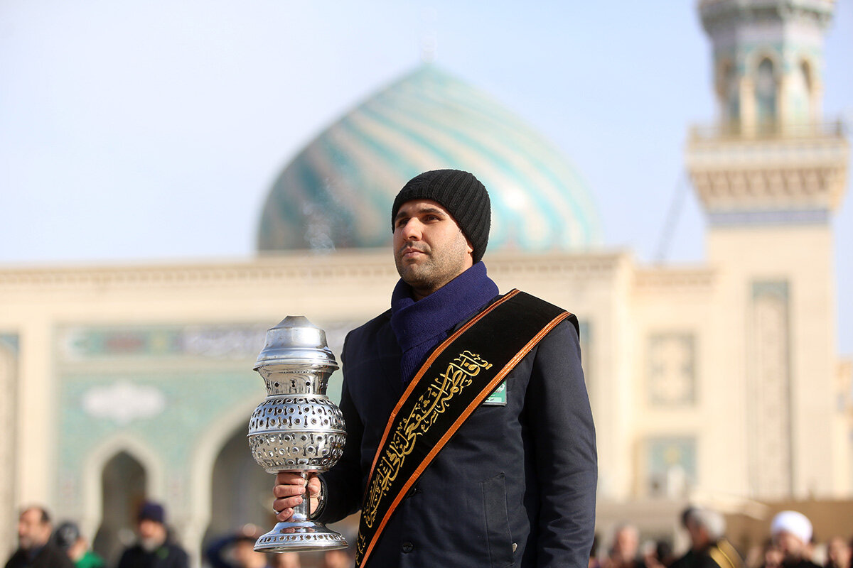 دسته عزای خادمان کریمه اهل بیت(س) در سوگ امام موسی کاظم(ع) + تصاویر