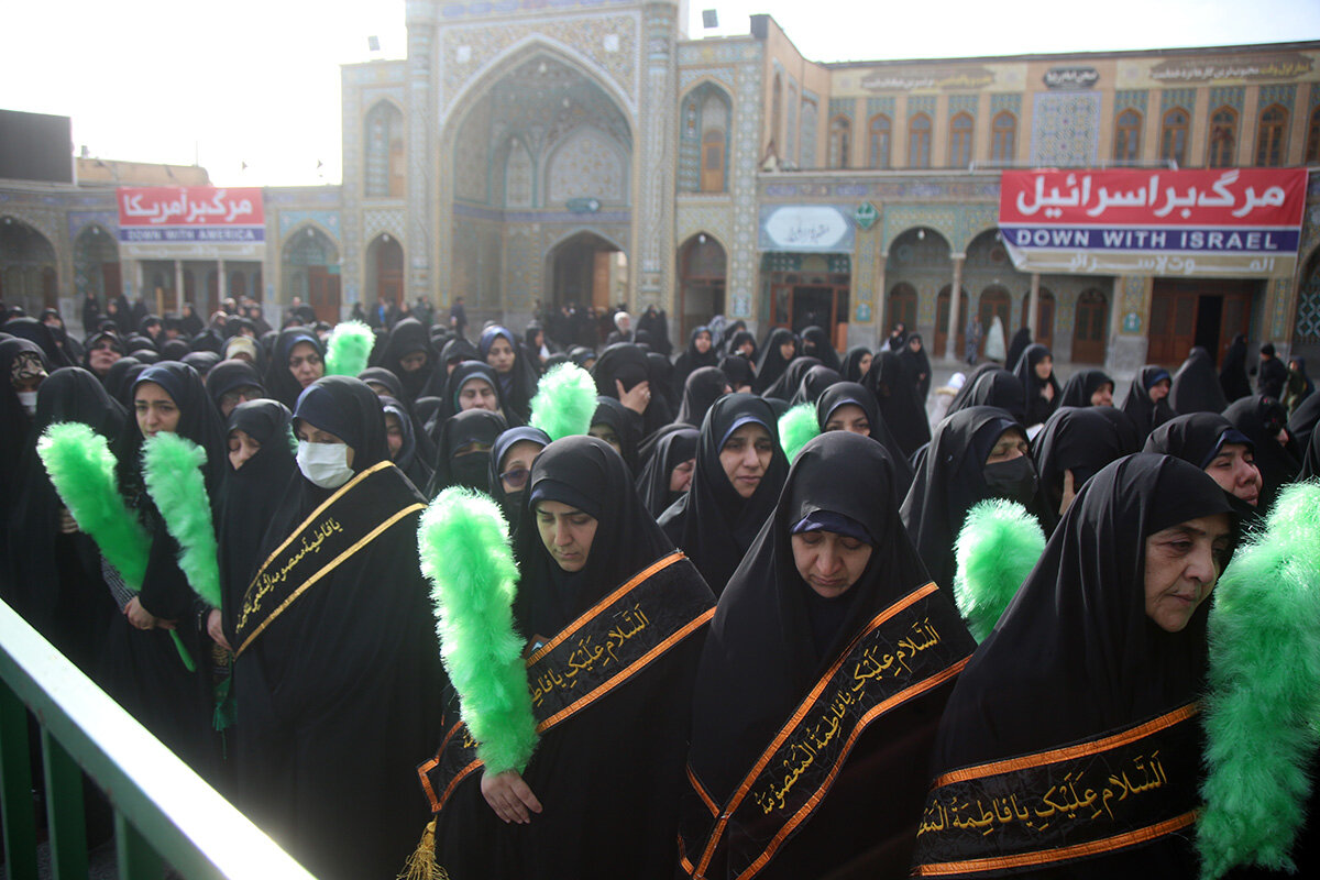 دسته عزای خادمان کریمه اهل بیت(س) در سوگ امام موسی کاظم(ع) + تصاویر