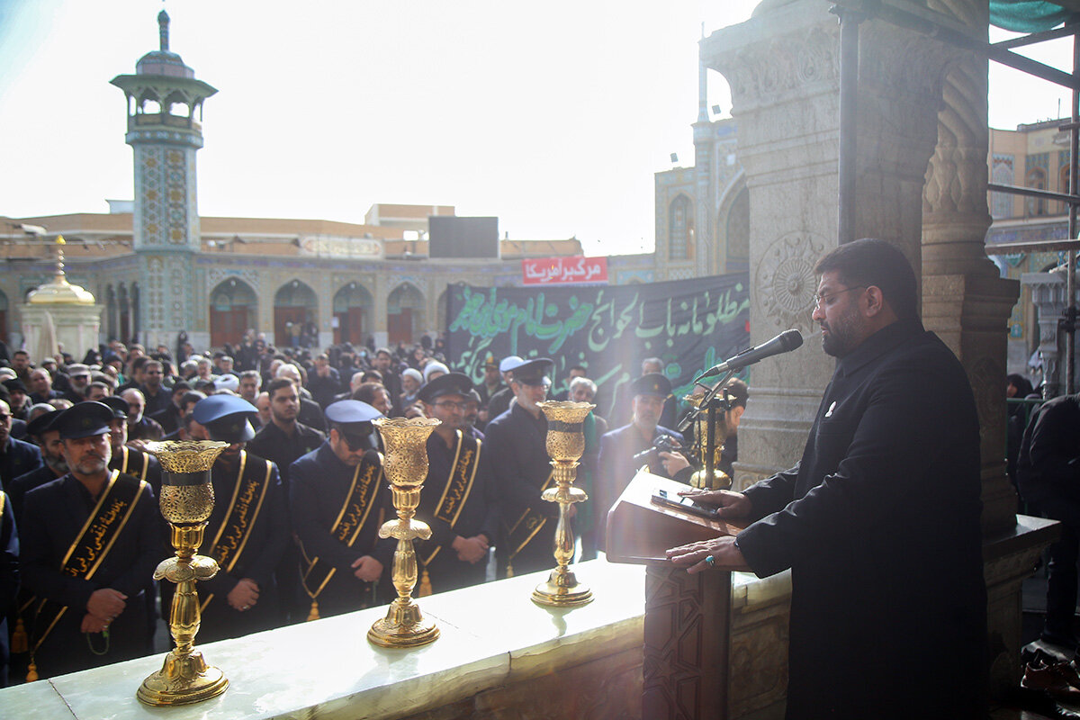 دسته عزای خادمان کریمه اهل بیت(س) در سوگ امام موسی کاظم(ع) + تصاویر