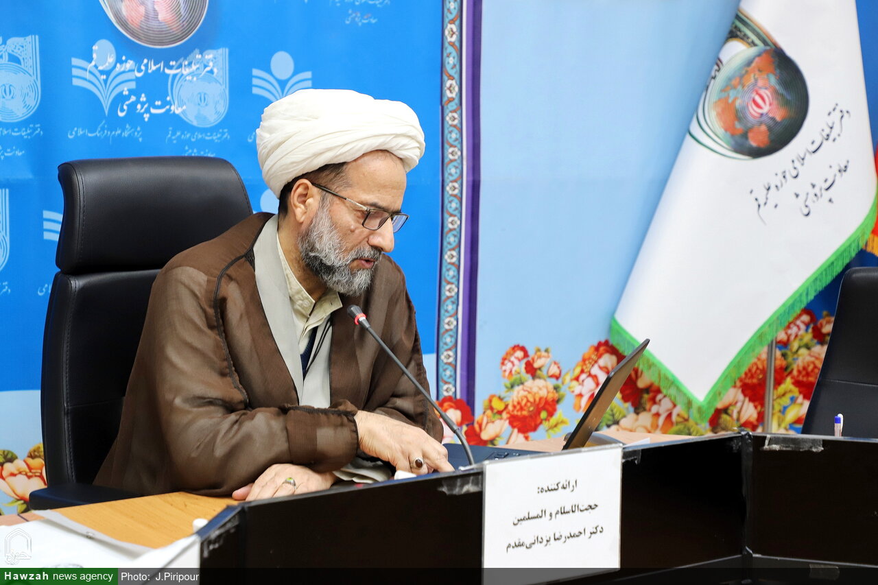 تصاویر/ پنل های علمی همایش بین‌المللی «امت _ تمدن در قرآن»