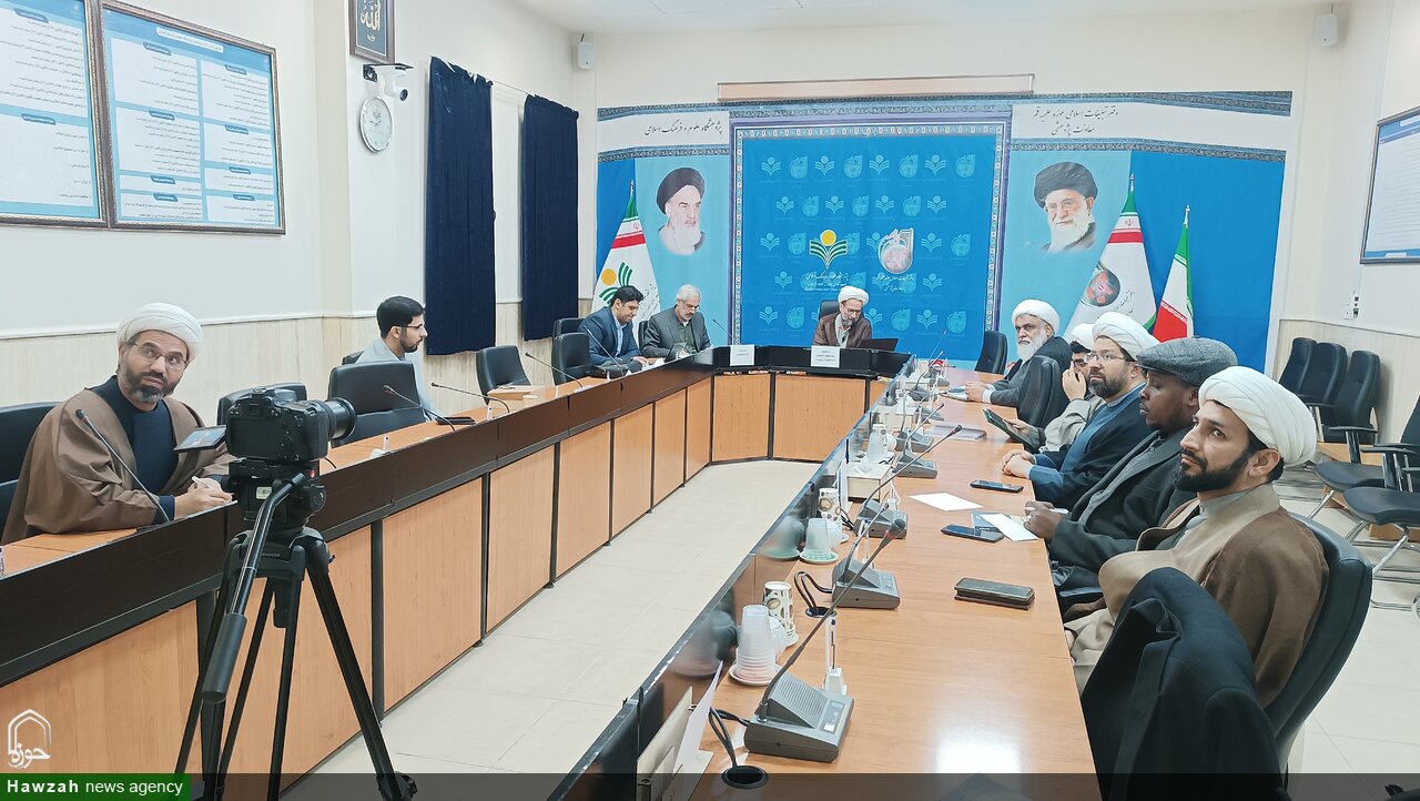 نگاهی به پنل های تخصصی روز نخست همایش بین المللی امت – تمدن در قرآن