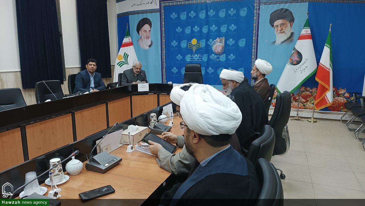 نگاهی به پنل های تخصصی روز نخست همایش بین المللی امت – تمدن در قرآن کریم