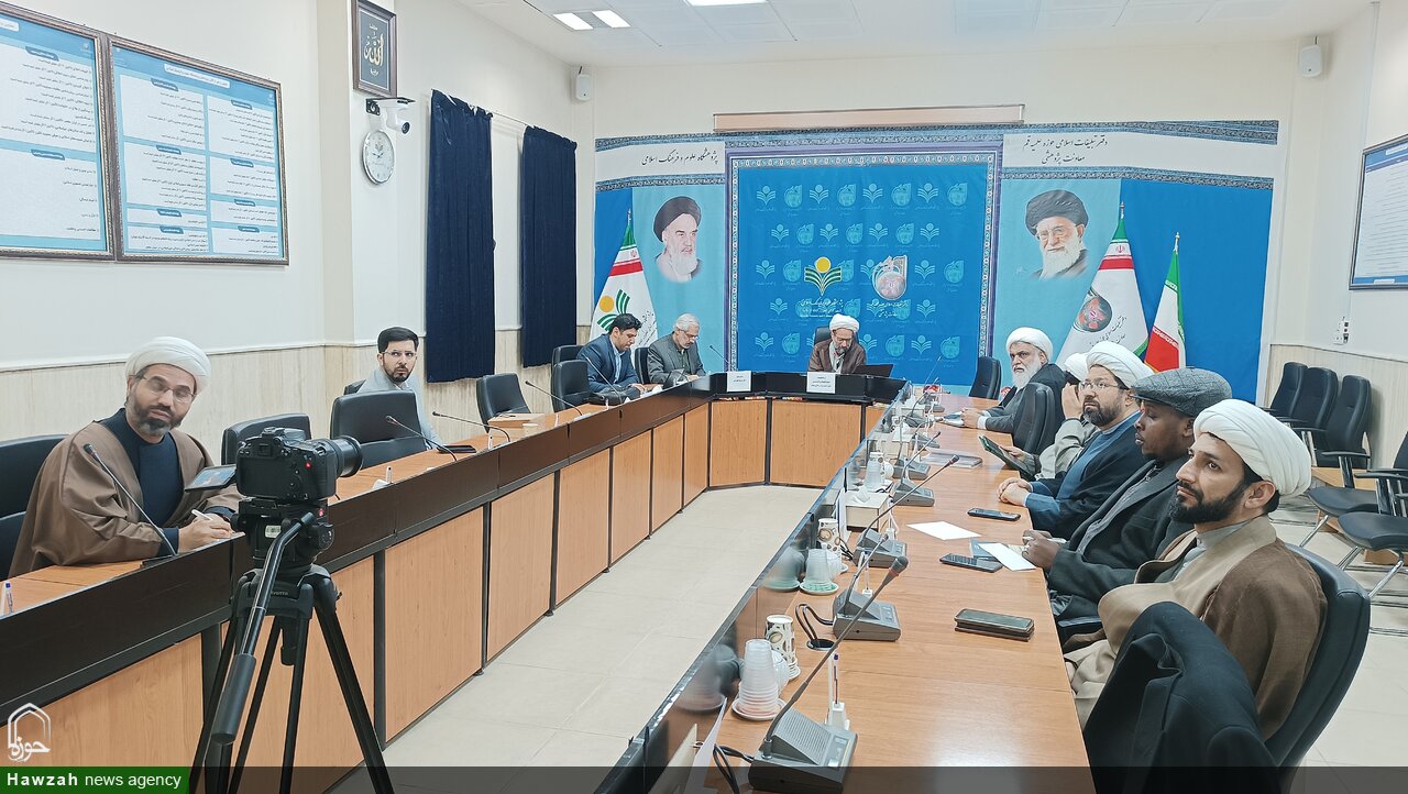 نگاهی به پنل های تخصصی روز نخست همایش بین المللی امت – تمدن در قرآن کریم