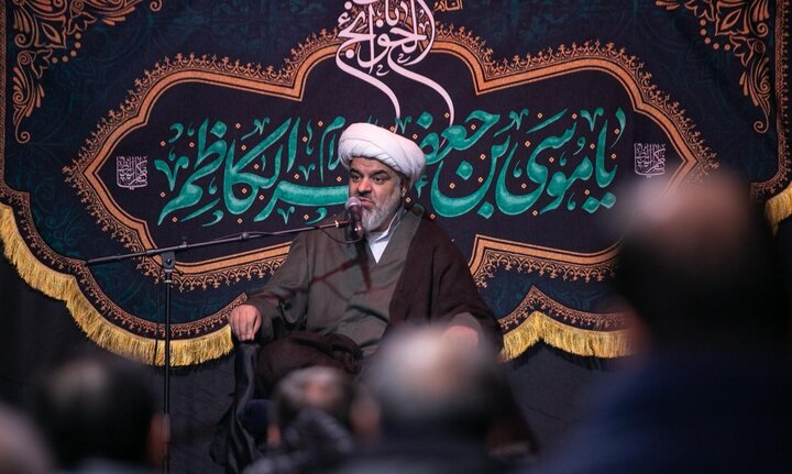 تصاویر/ مراسم عزاداری در حسینیه موج الحسین(ع) پس از حملات تروریستی