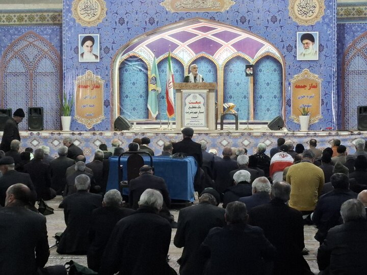 تصاویر:نماز عبادی سیاسی جمعه کاشان