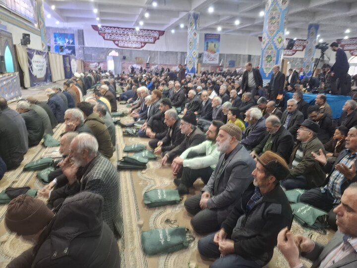 تصاویر:نماز عبادی سیاسی جمعه کاشان