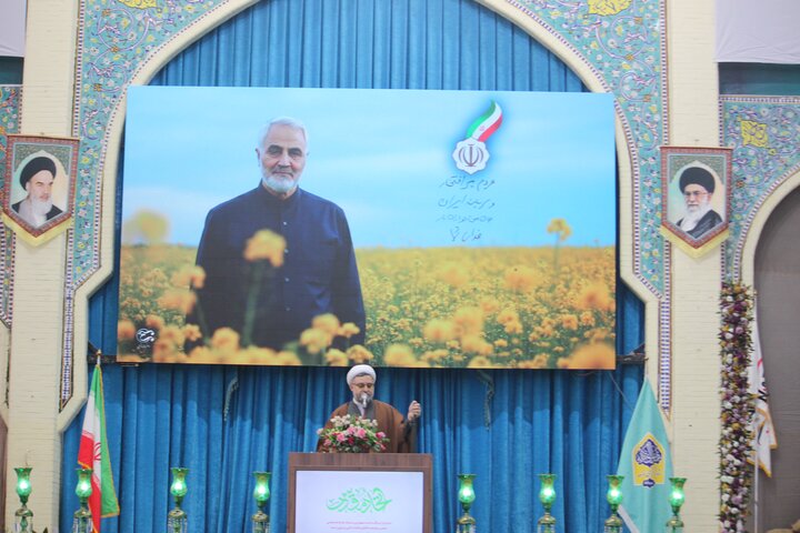 تصاویر/ اقامه نماز جمعه در شهربابک