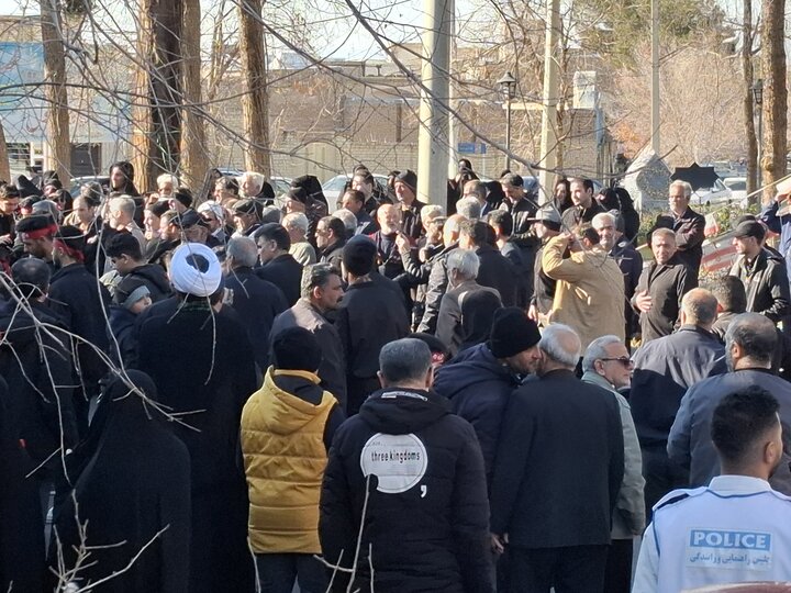 تصاویر؛تشییع پیکر سرباز وطن شهید مدافع امنیت حاج محسن حاجی زاده بیدگلی در اران وبیدگل