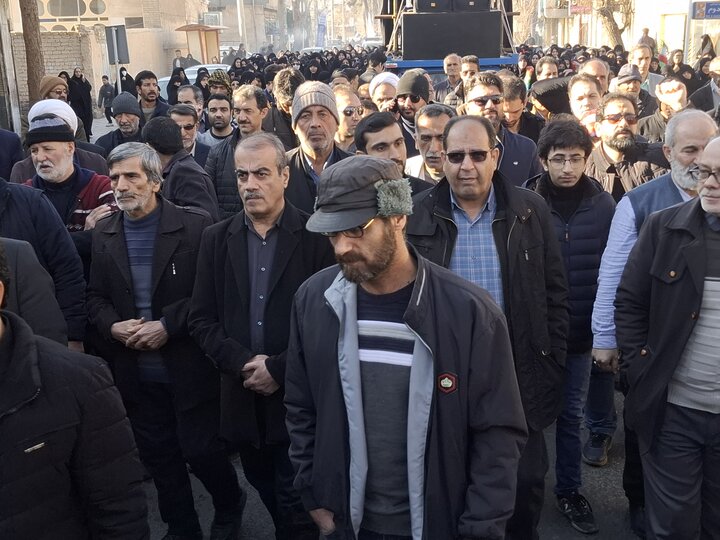 تصاویر؛تشییع پیکر سرباز وطن شهید مدافع امنیت حاج محسن حاجی زاده بیدگلی در اران وبیدگل