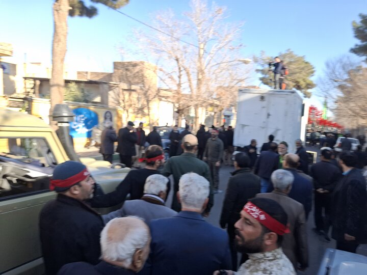 تصاویر؛تشییع پیکر سرباز وطن شهید مدافع امنیت حاج محسن حاجی زاده بیدگلی در اران وبیدگل