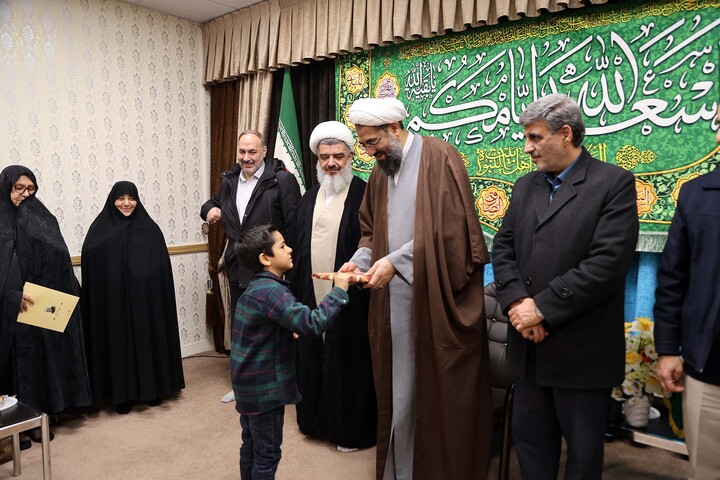 تصاویر / اقامه نماز جمعه همدان