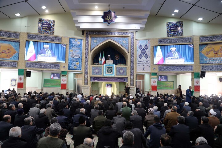 تصاویر / اقامه نماز جمعه همدان